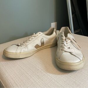 Veja esplar gold sneakers 8